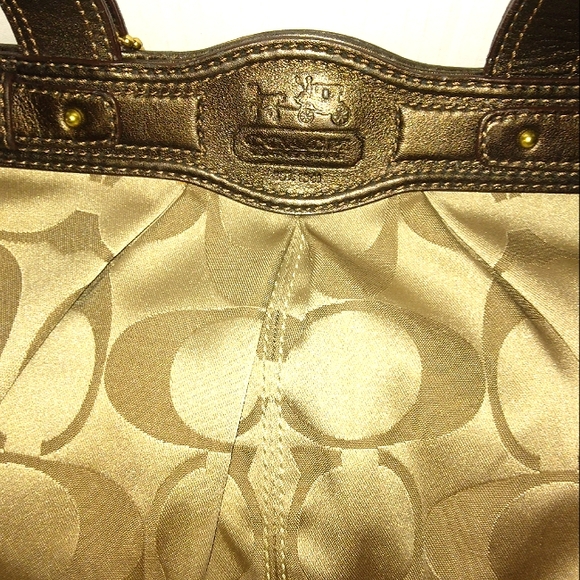 Must See☆Rare☆COACH "Garnet" Large Signature Pleated Sateen Satchel☆2009 - Picture 7 of 16